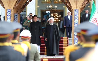 استقبال رسمی دکتر روحانی از نخست وزیر پاکستان