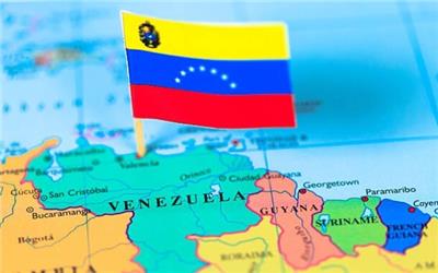 تمدید معافیت برخی شرکت‌های آمریکایی از تحریم‌های ونزوئلا هم‌زمان با اعمال تحریم‌های جدید