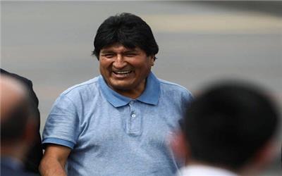 مورالس: آماده بازگشت به کشور هستم/ همچنان رئیس‌جمهوری بولیوی‌ام