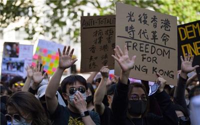 چین سفر ناوگان آمریکا به هنگ کنگ را تعلیق کرد