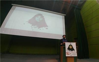محفل خاطره گویی شهیده عصمت پورانوری در دزفول برگزار شد