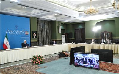 دکتر روحانی: ایران امروز با وجود تحریم ها و فشار اقتصادی آمریکا، به یک کارگاه بزرگ تبدیل شده است