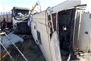 مسافران اتوبوس حادثه دیده در محور زاهدان - آباده سرباز معلم بودند