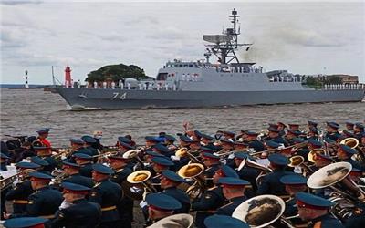 رخ‌نمایی ناوگروه ارتش در سن‌پترزبورگ/ رکورد دوربرد ترین سفر تاریخ دریانوردی ایران شکسته شد