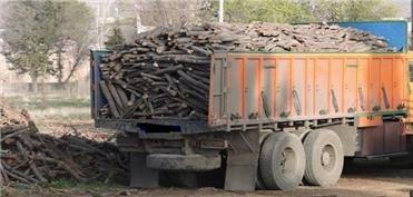 فرمانده یگان حفاظت اداره کل منابع طبیعی استان تهران خبرداد کشف بیش از 24 تن چوب تاغ در شهریار